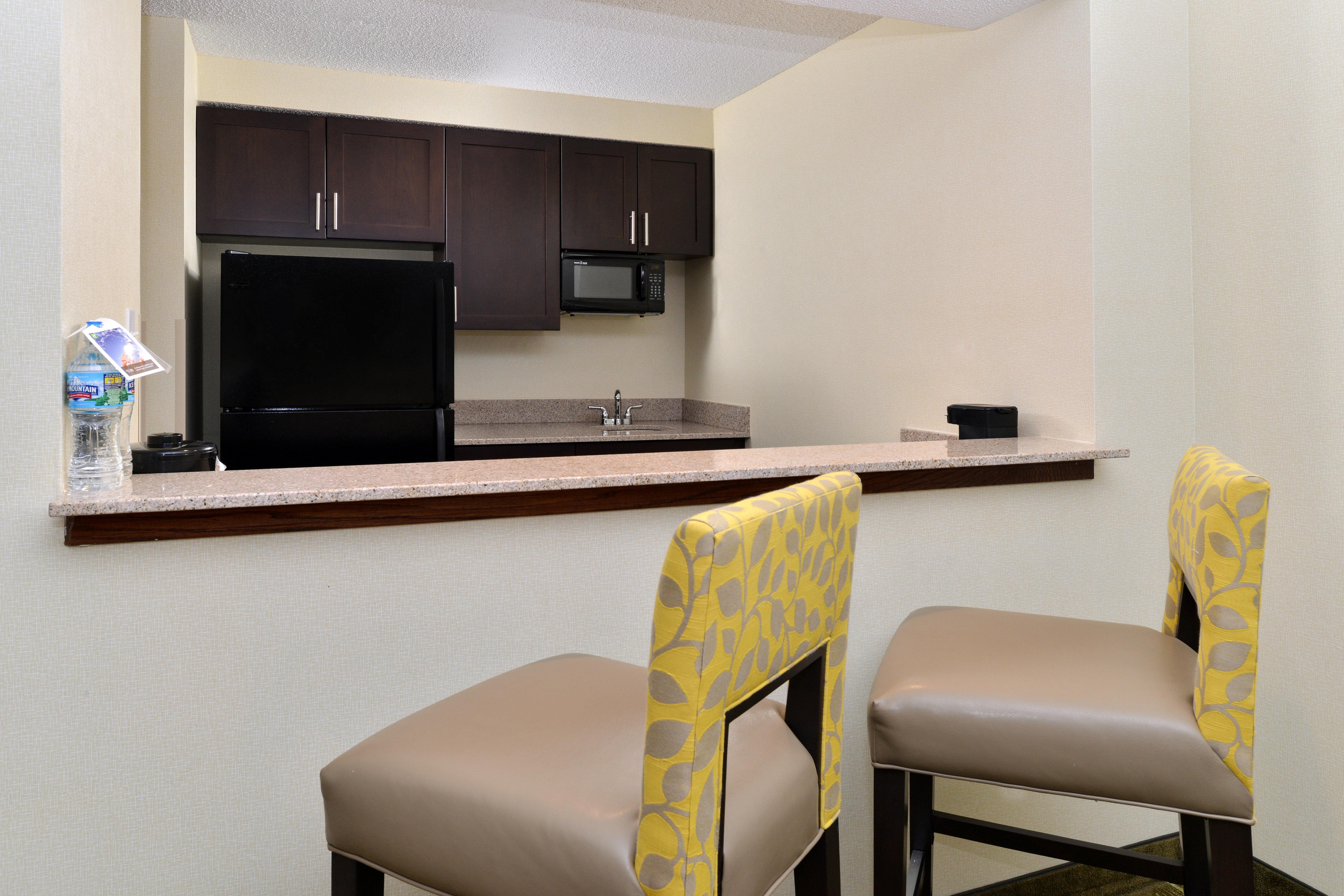 Holiday Inn Express Hotel & Suites Indianapolis W - Airport Area By Ihg Екстериор снимка