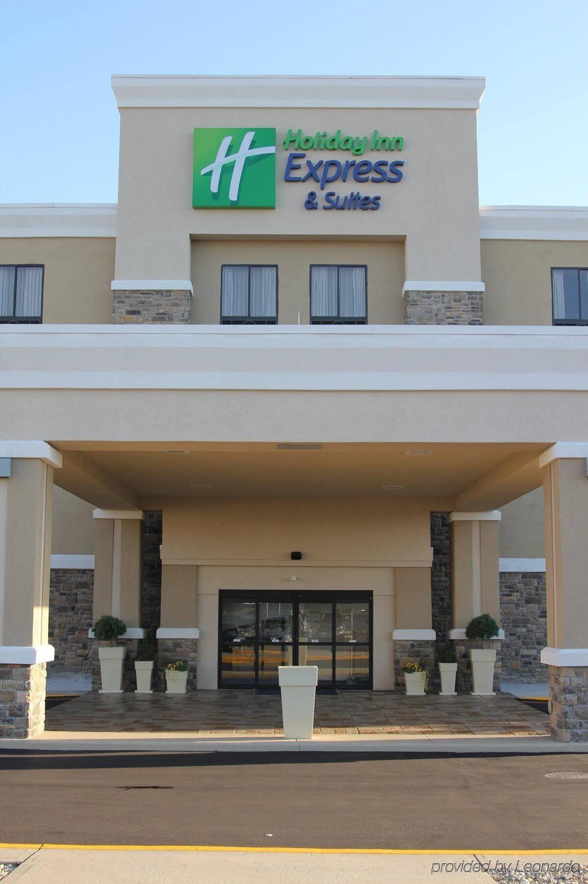 Holiday Inn Express Hotel & Suites Indianapolis W - Airport Area By Ihg Екстериор снимка